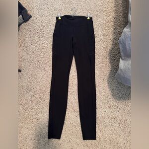 Lululemon Speed Up Tight - size 6 tall